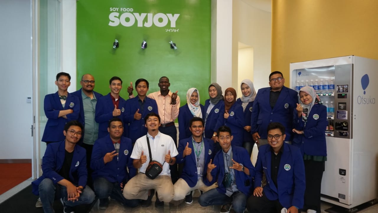 Kunjungan Mahasiswa Magister Manajemen Pascasarjana FE-UM 2019 ke PT. Amerta Indah Otsuka